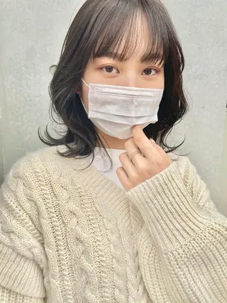 ミディアム カラー ZOA classic hair所属・東 みのりのヘアスタイル