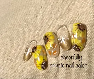 ネイル ⭐️ cheerfullyのネイルデザイン