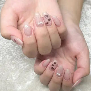 ネイル Leonie Fukaのネイルデザイン