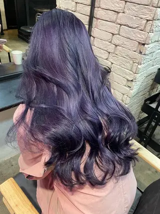 ロング カラー YEAU　PLUS所属・極上の艶髪 RINAのヘアスタイル