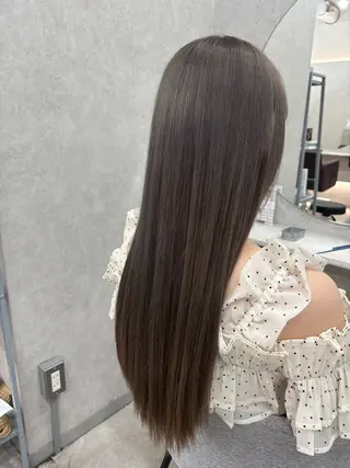 ロング 若月 七海のヘアスタイル