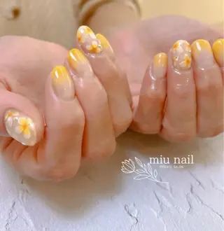 ネイル 杉本 孝美のネイルデザイン