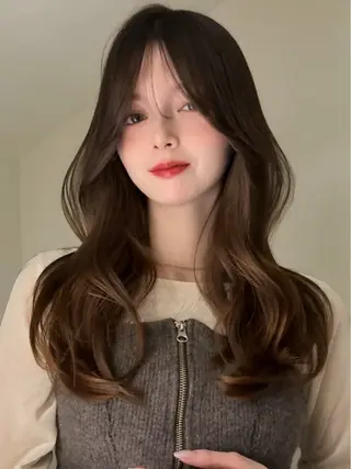 ロング 🇰🇷韓国レイヤー ハイトーン/暖色のヘアスタイル