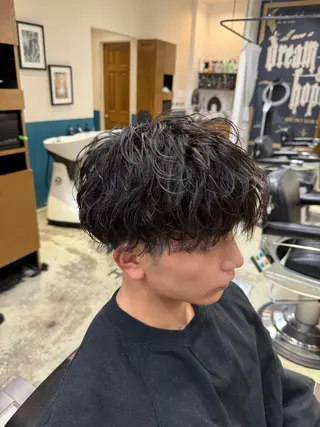 ミディアム パーマ メンズ メンズカット、パーマ 特化美容師🌀/高田のヘアスタイル