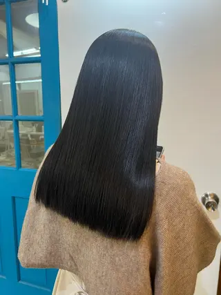 ロング KANA/ボブ/ インナーカラー/艶髪のヘアスタイル