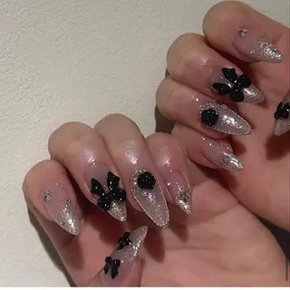 ネイル Hin Nail Osaka所属・Hin Nailsのネイルデザイン