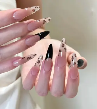 ネイル D-BEAUTY Nailsalonのネイルデザイン