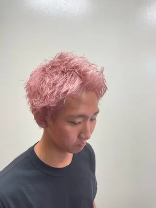 ショート カラー メンズ シャドウパーマ/縦落 ちパーマ 大久保拓実のヘアスタイル