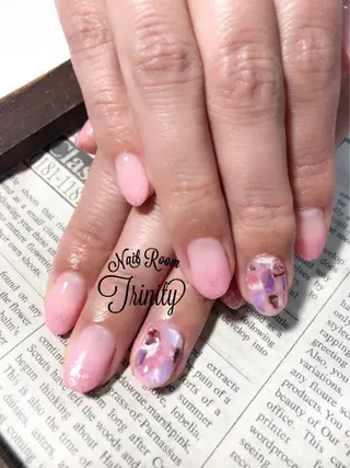 ネイル Trinity staffのネイルデザイン