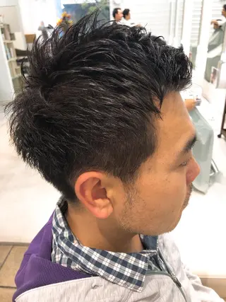 カラー メンズ 本山　くせ毛のカット 尾島光季のヘアスタイル