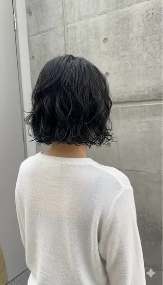 ミディアム コテ巻き風パーマ SHONOのヘアスタイル
