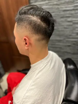 ショート ヒロ銀座バーバーショップ難波店所属・縮毛矯正/パーマ 宮河 惇💈のヘアスタイル