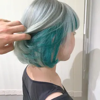 ミディアム カラー パーマ ヘアアレンジ ハイトーン特化🤍 浦住のヘアスタイル