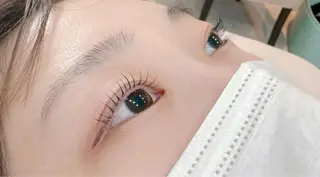 マツエク・マツパ Salon de VARNISH所属・アイリスト yuukaのマツエク・マツパデザイン