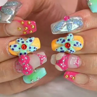 ネイル 👽個性派ネイル🎀 komachiのマツエク・マツパデザイン