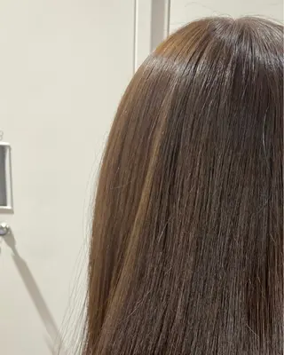 カラー AIN.ANLY.所属・韓国ｶﾞｰﾘｰ 🎀ミスズ🩰のヘアスタイル