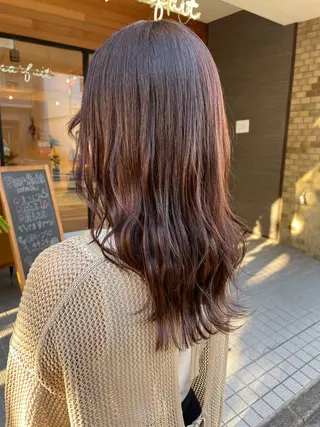 ロング 透明感カラー wacoのヘアスタイル