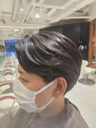 メンズ パーマ 韓国風パーマ、白髪ぼ かし　マキノタカユキのヘアスタイル