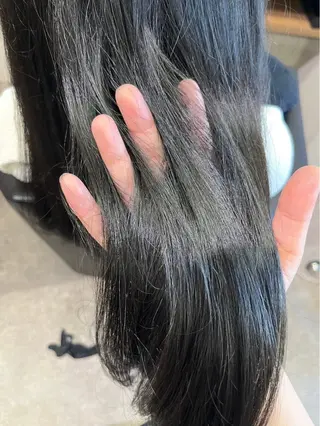 カラー Needs by ONECONCEPT所属・齋 采伽のヘアスタイル