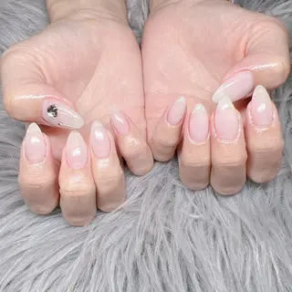 ネイル 個室ネイルサロンDolly  Girl〜ドーリーガール〜所属・DollyGirl KYOKOのネイルデザイン