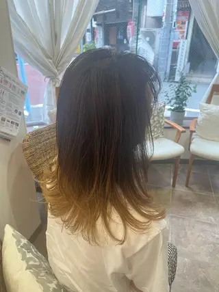 カラー 伊部 しづきのヘアスタイル