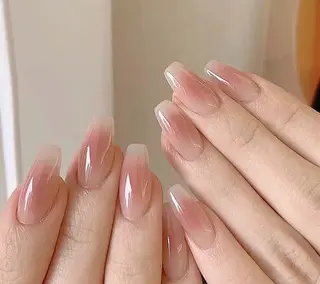 ネイル 高木 維麗絲のネイルデザイン