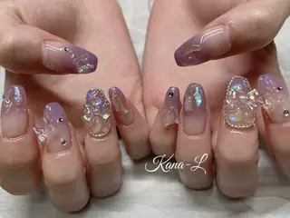 ネイル 芦辺 香奈のネイルデザイン