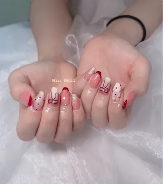 ネイル HIN NAILのネイルデザイン