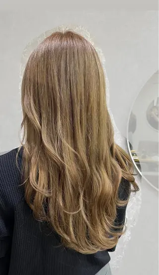 ロング 池田 真衣のヘアスタイル