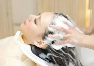 with a smile所属・Ando Hironobuのヘアスタイル