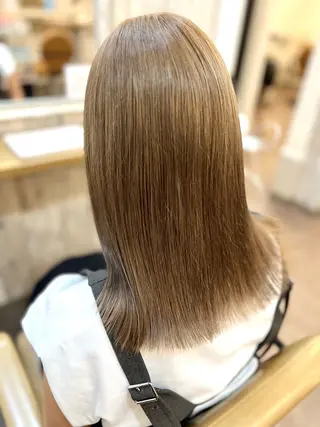 ミディアム 平野 沙織のヘアスタイル