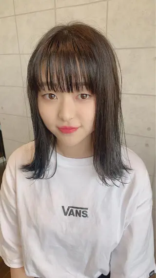 ミディアム カラー ヘアアレンジ 🌿‬ ܸAir 透明感🌱西村知佳のヘアスタイル