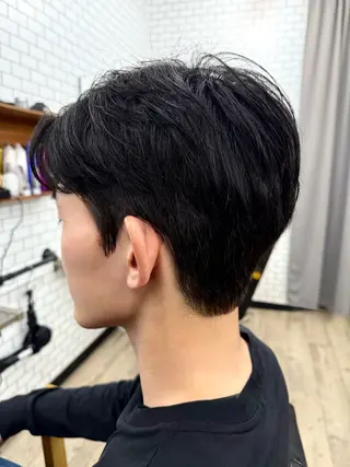 ミディアム パーマ メンズ 森田稔將 大分No. 1メンズ特化美容師のヘアスタイル