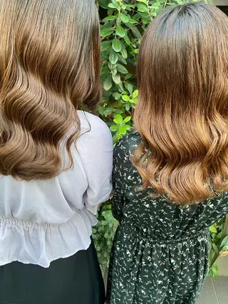 セミロング カラー ヘアアレンジ 外苑前NO.1艶髪 透明感カラーのヘアスタイル