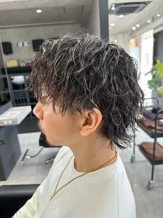 ショート パーマ メンズ ユウ🪄 パーマ指名No1のヘアスタイル