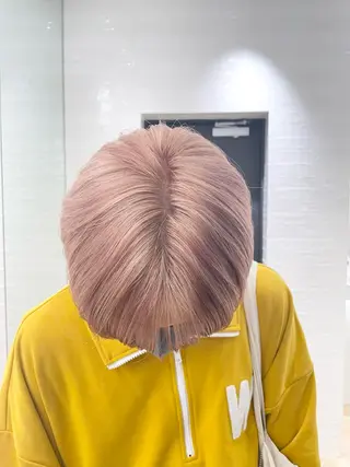 ショート カラー stair:case 武蔵小杉店所属・艶カラーリスト 牛込萌香のヘアスタイル