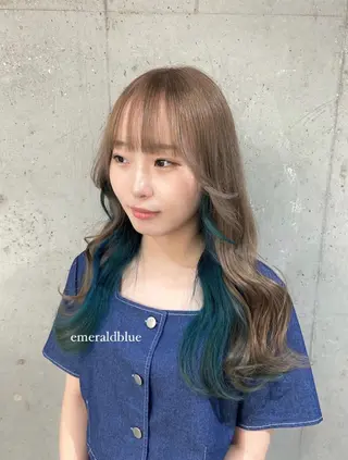 ロング カラー 阿部 響香のヘアスタイル