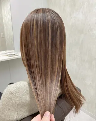 ロング カラー 加藤 利基のヘアスタイル