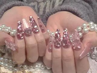 ネイル MOA NAIL所属・MoaNail🫶 Yoshiのネイルデザイン