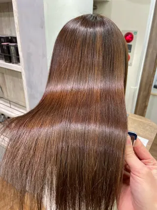 セミロング gite KOHOKU所属・髪質改善レイヤー/ 雨のヘアスタイル