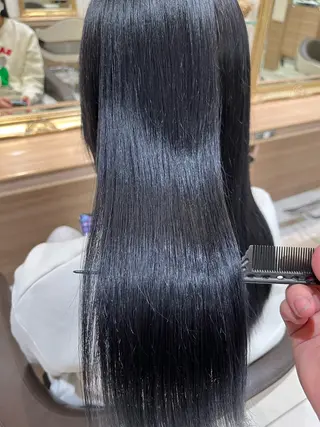 カラー 山下 由未佳のヘアスタイル