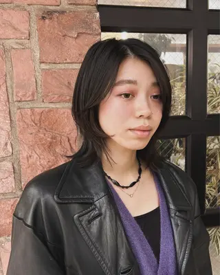 ミディアム ~洗練ナチュラル~ 🪵 岡田 知佳のヘアスタイル