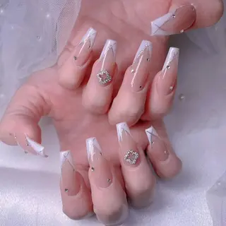 ネイル ネイルサロンブラン ゆず🍀のネイルデザイン