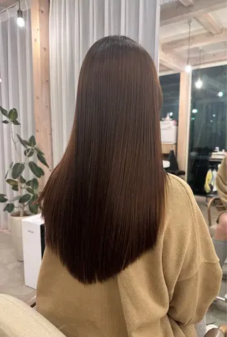 ロング and c所属・NISHI （ニシ）のヘアスタイル