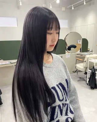 ロング カラー 中村 心春のヘアスタイル