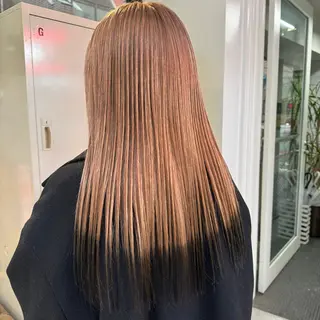 ロング カラー 艶髪ハイトーン× ボブ🥣アイネのヘアスタイル