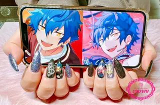 ネイル CROWN プライベートサロンのネイルデザイン
