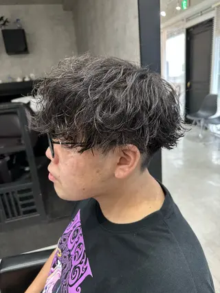 ショート パーマ メンズ ユウ🪄 パーマ指名No1のヘアスタイル
