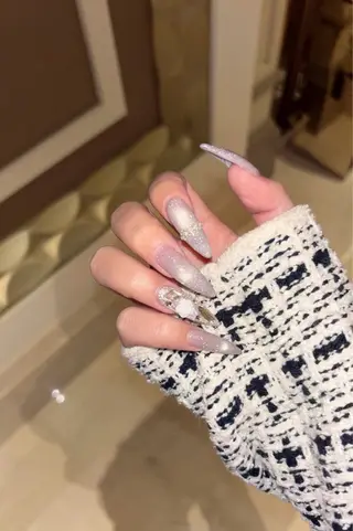 ネイル 藪木 七海のネイルデザイン