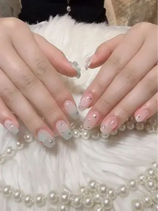 ネイル AILLYNAS nail&eyelash所属・Aillynas ネイリストのネイルデザイン